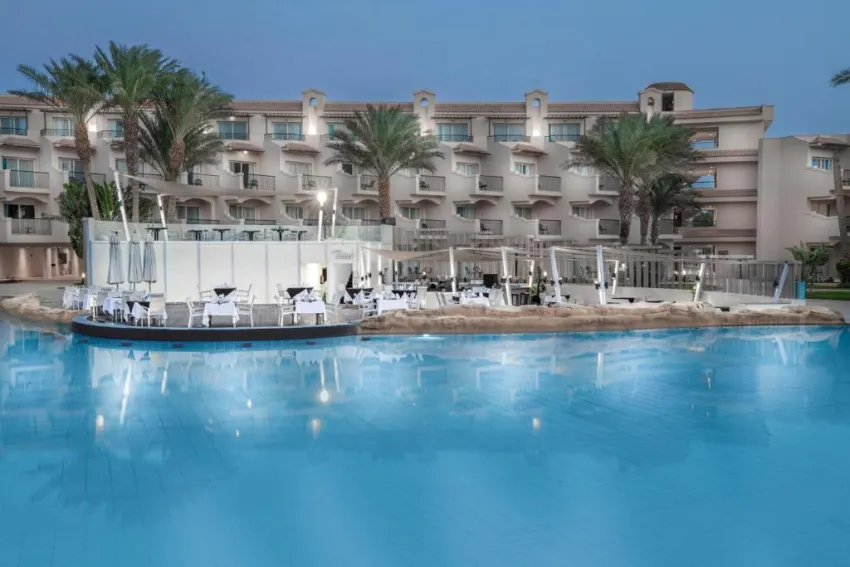 V GRAND BEACH RESORT SAHL HASHEESH (EX. PYRAMISA BEACH RESORT)  5*-16