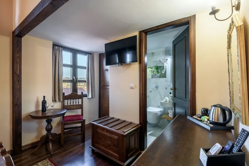 PORTO DEL COLOMBO BOUTIQUE TRADITIONAL HOTEL 4*-7