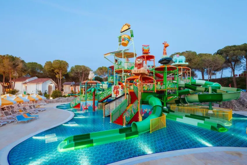 SELECTUM LUXURY RESORT  5*-23