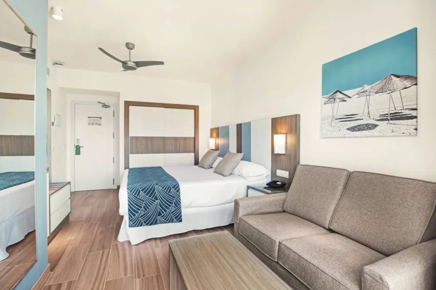 Hotel Riu Festival 4*-12