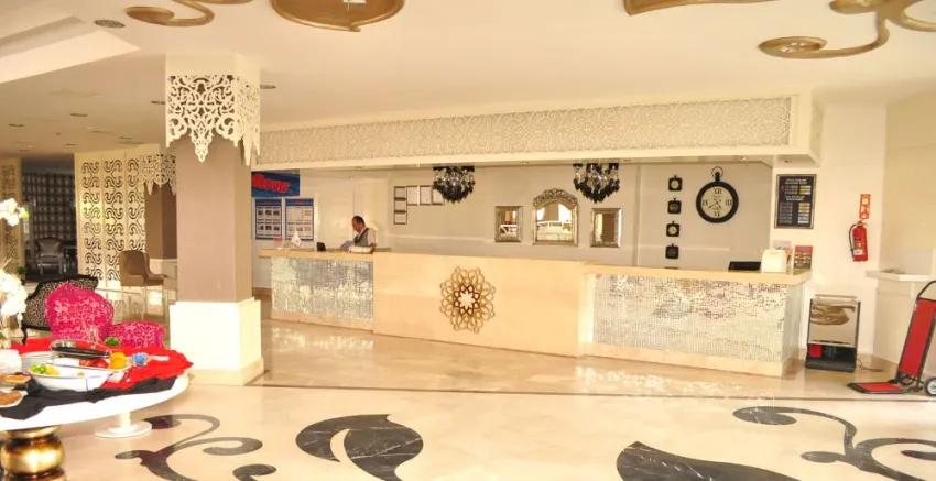 SERENIS HOTEL  5*-9