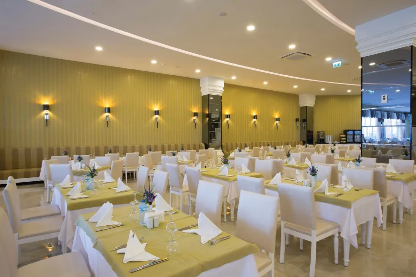 Water Side Resort & Spa 5*-63