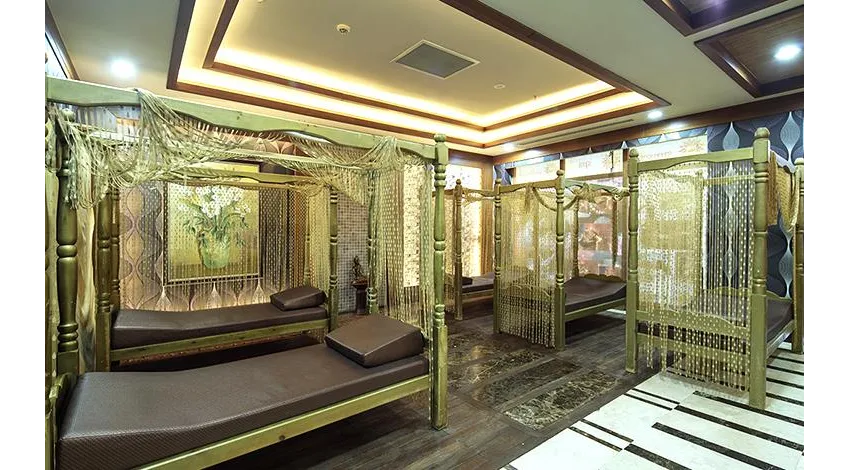 CRYSTAL FAMILY RESORT & SPA  5*-31
