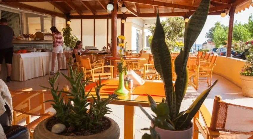 Dimitra Hotel and Apartments 3*-8