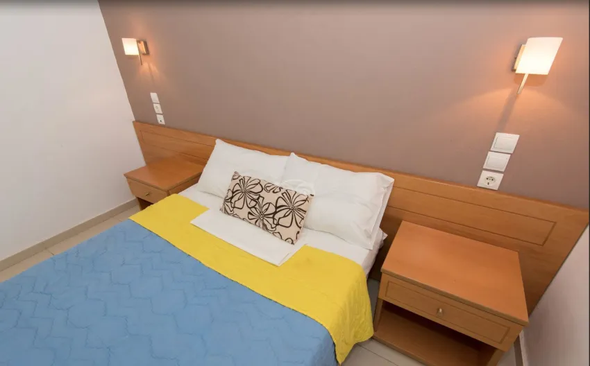 Eleni Palace Apts 3*-11