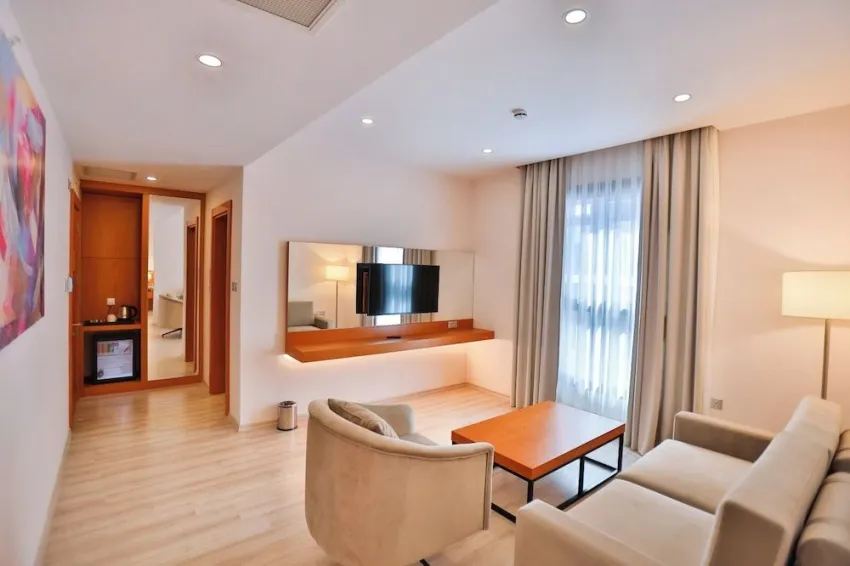 Caddem Inn Hotel -18