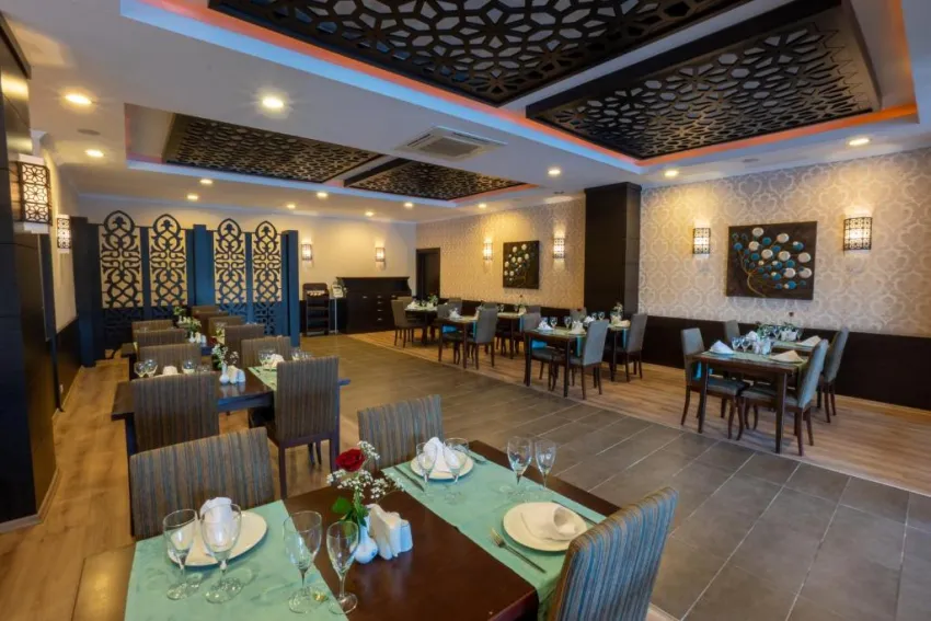 TITAN SELECT HOTEL  5*-14