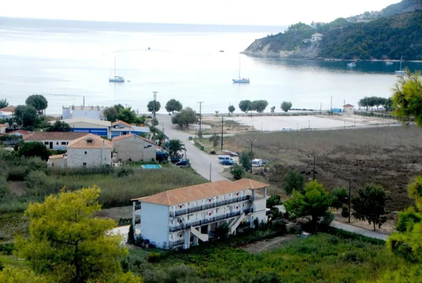 Pension Porto Tsi Ostrias 3*-10