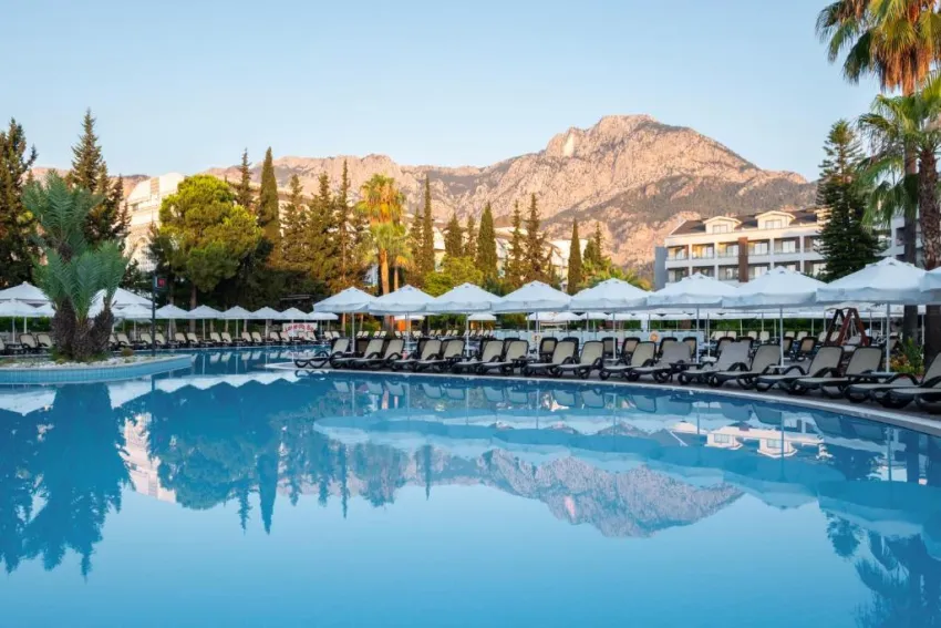 FAME RESIDENCE GOYNUK  4*-72