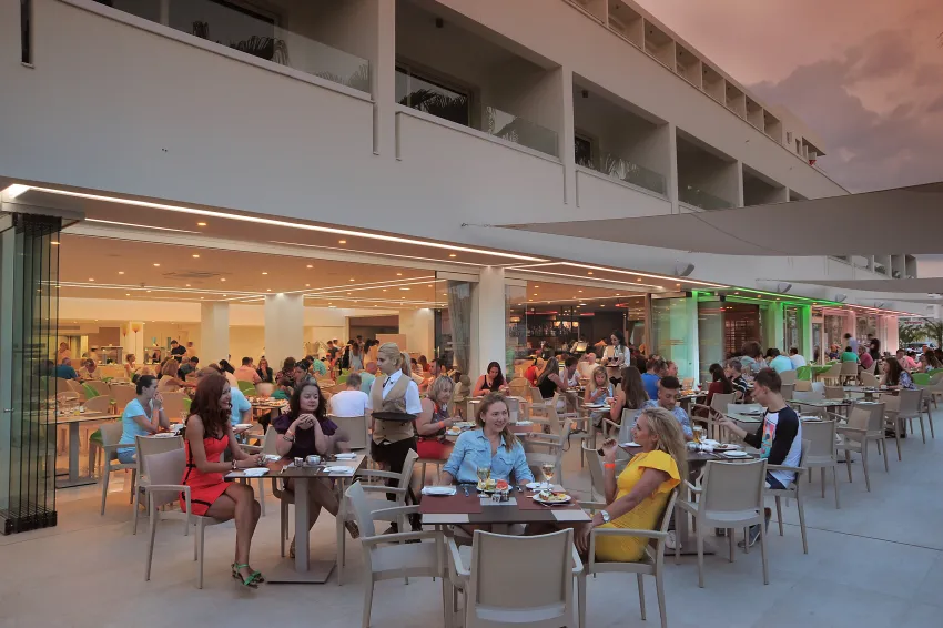 Nelia Beach Hotel 4*-76