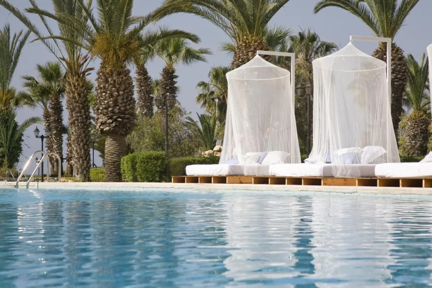 Sandy Beach Hotel 4*-10