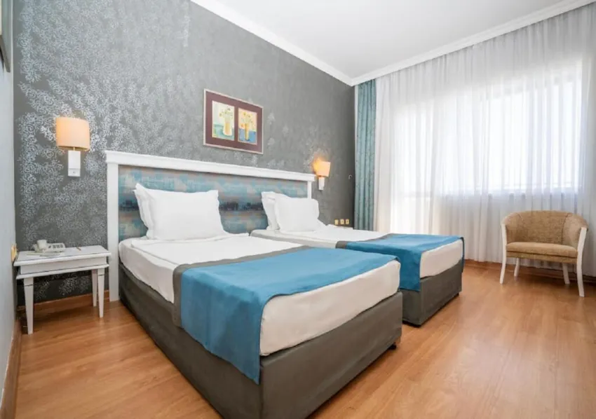 ARMAS PEMAR BEACH (EX. PEMAR BEACH)  5*-8