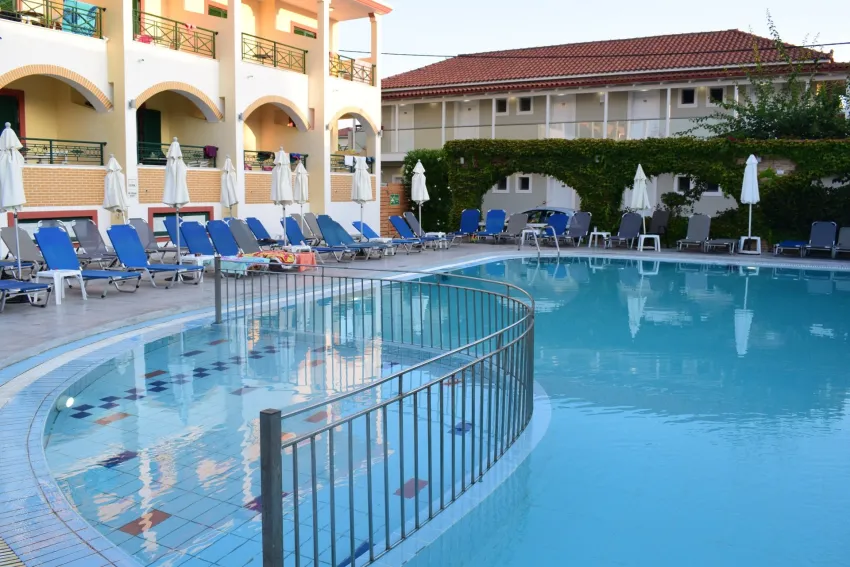 Club Zante Plaza 3*-3