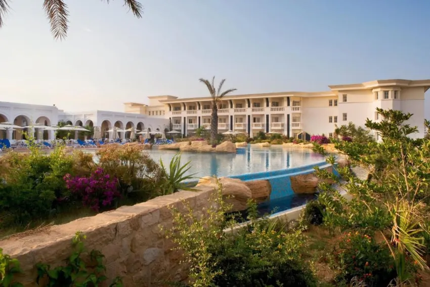 MEDINA BELISAIRE & THALASSO  4*-1