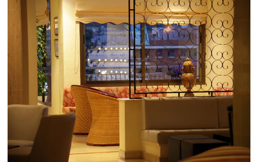 Hotel y Apartamentos Casablanca 3*-6