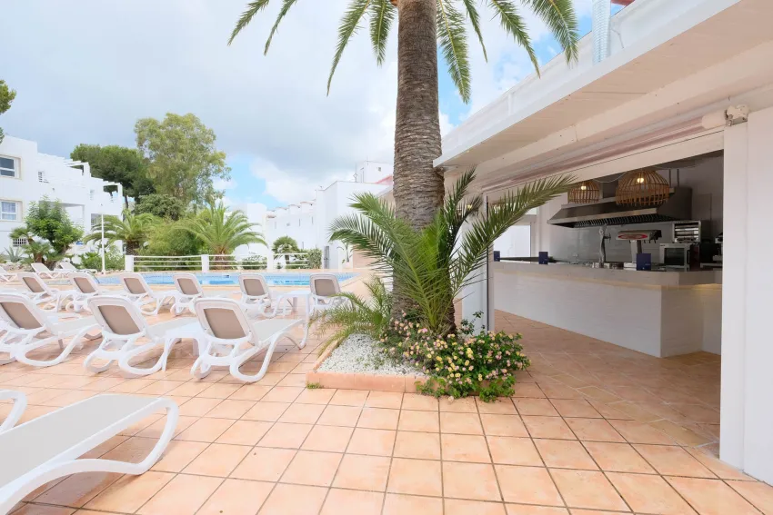 Azuline Palmanova Garden 3*-52