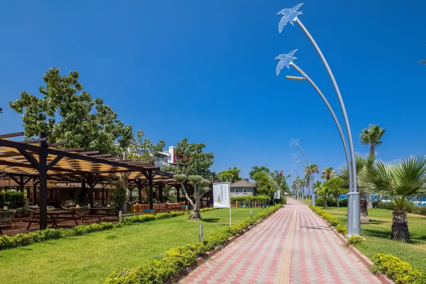 Loceanica Beach Resort 5*-4