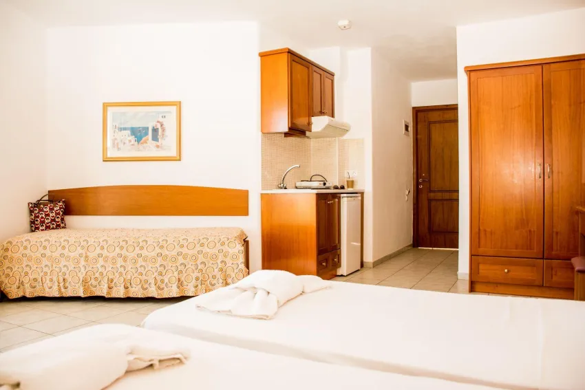 Villa Aphrodite Apartments and Studios 2*-8