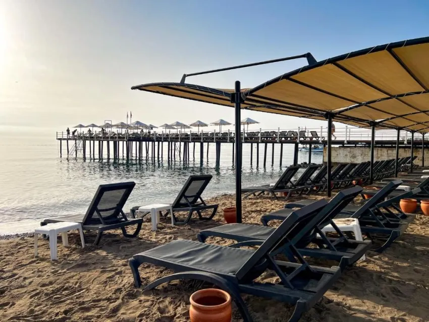 TRANSATLANTIK BEACH HOTEL  5*-9