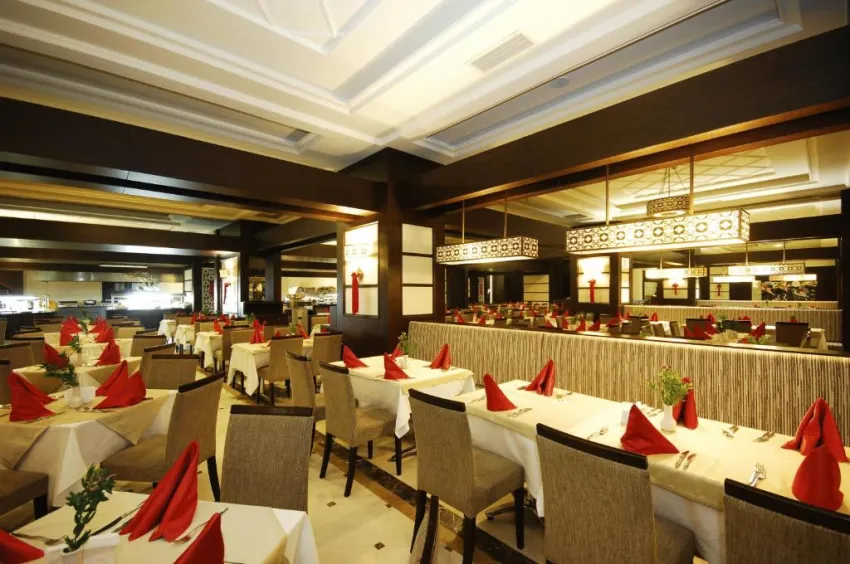 SULTAN OF DREAMS  5*-5