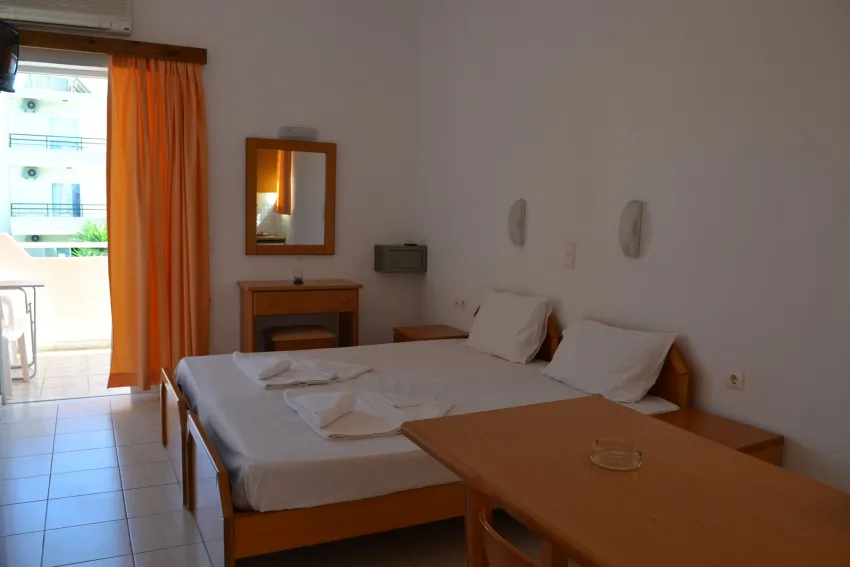 ALEXANDROS APARTMENTS 3*-3
