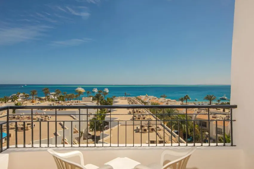 MARLIN INN AZUR RESORT  4*-12