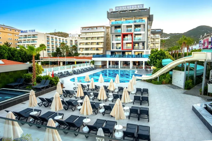 White City Beach (Adults Only 16+) 4*-18