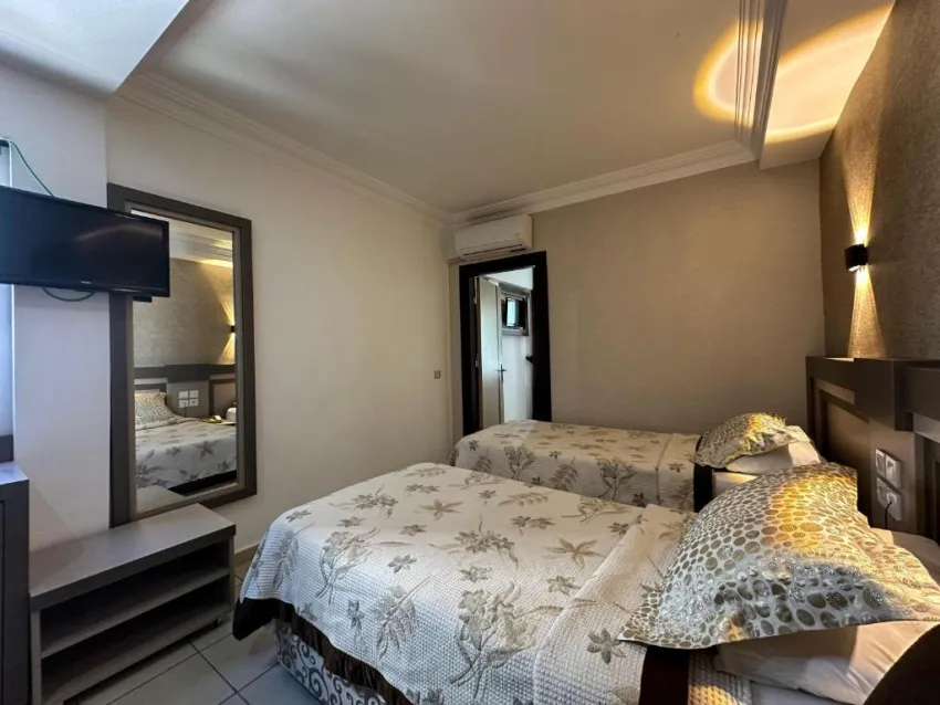 MONTE CARLO HOTEL  4*-6
