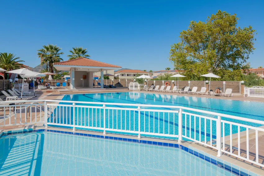 Karras Hotel 4*-10
