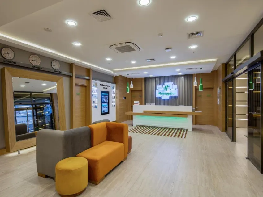 HOLIDAY INN ANTALYA LARA  4*-7
