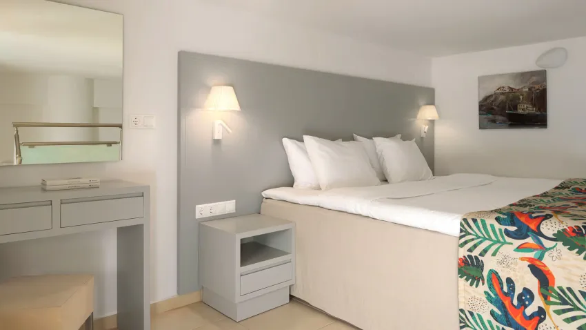 High Beach Resort 4*-12