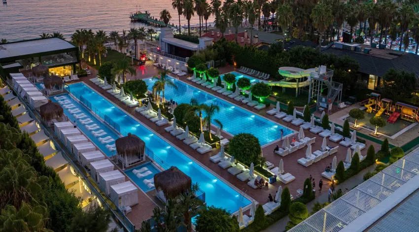 Q Premium Resort Hotel 4*-5