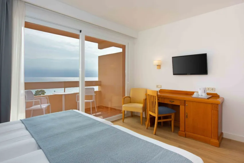 Valentin Reina Paguera Hotel 4*-8