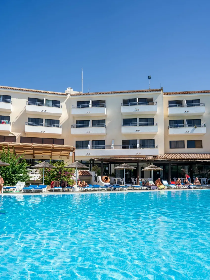 Paphos Gardens Holiday Resort 3*-3