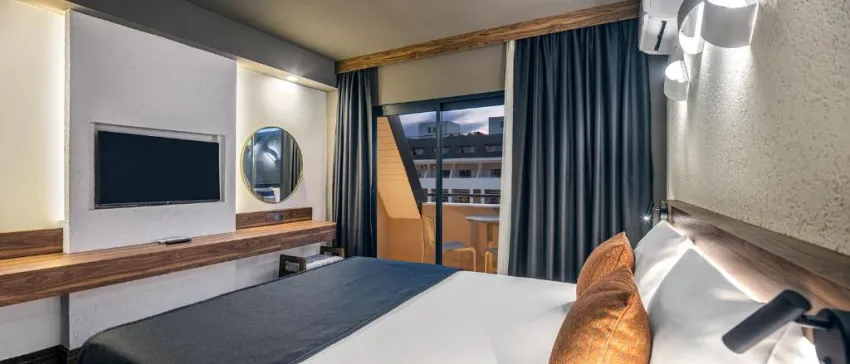 KAIA CORACESIUM  4*-65