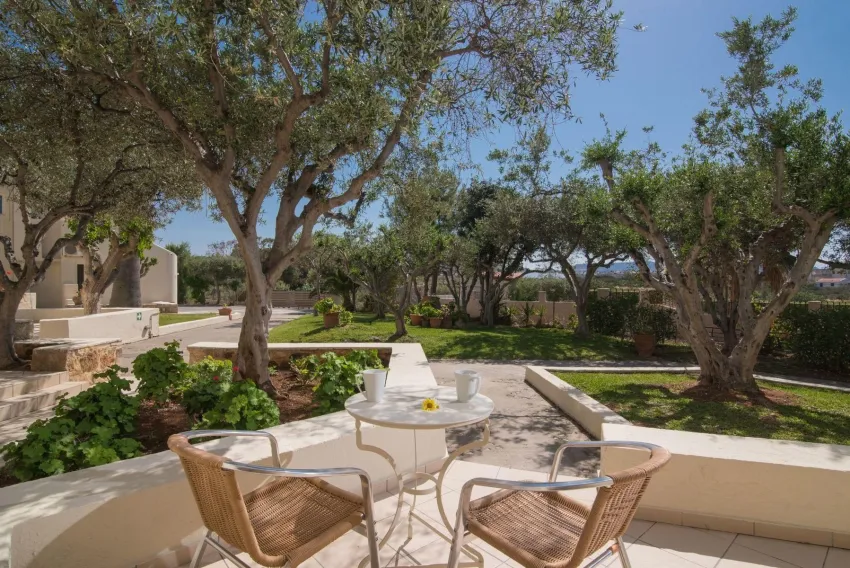 Ourania Apartments 3*-18