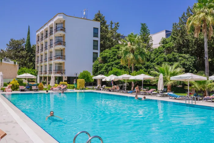 Hotel Pia Bella 4* - Kyrenia (north cyprus) - Cipru