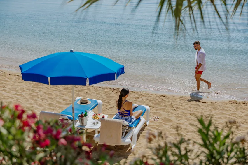 Golden Coast Beach Hotel 4*-50