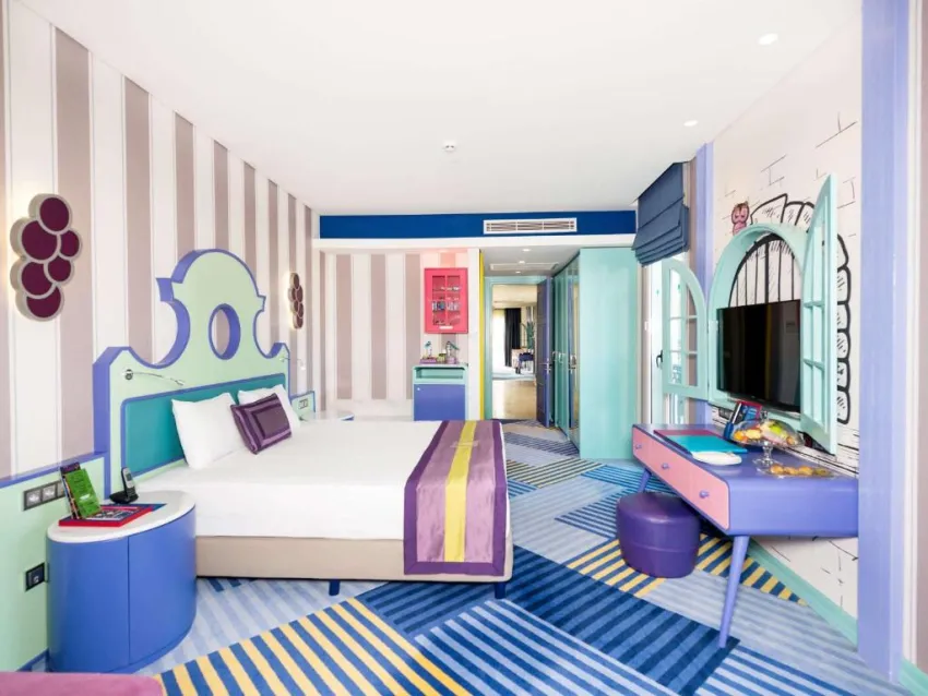 THE LAND OF LEGENDS KINGDOM HOTEL  5*-55