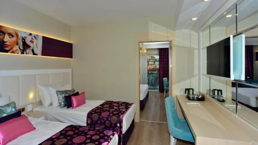 AZURA DELUXE RESORT & SPA HOTEL  5*-11