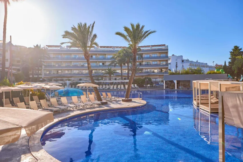 Zafiro Palmanova -64