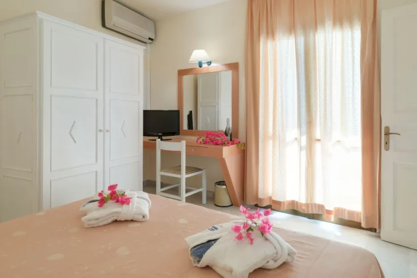 Mare Olympus Apartments 2*-24