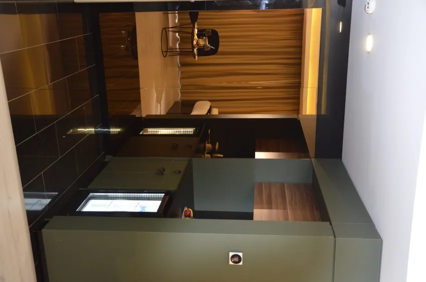 Crown Salamis Hotel 4*-12