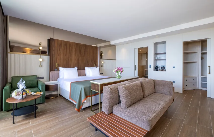 Nirvana Cosmopolitan 5*-16