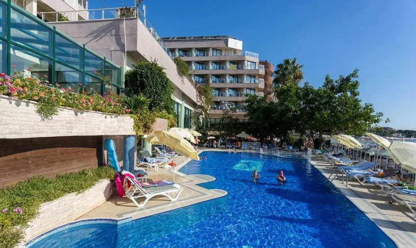 ASKA JUST IN BEACH HOTEL  5*-20