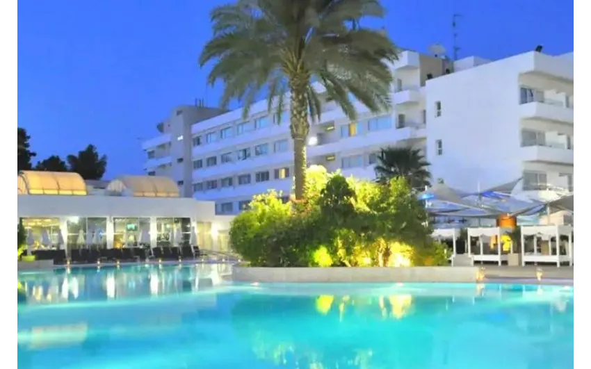 Hilton Nicosia 5*-1