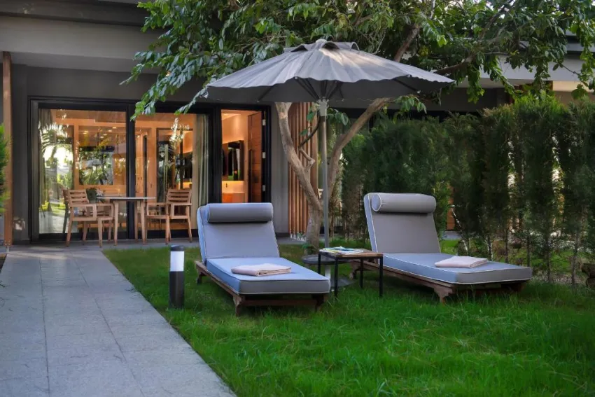 MIRAMARE BEACH HOTEL  5*-67