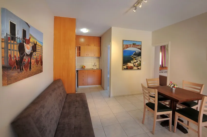 Nelia Gardens 4*-22
