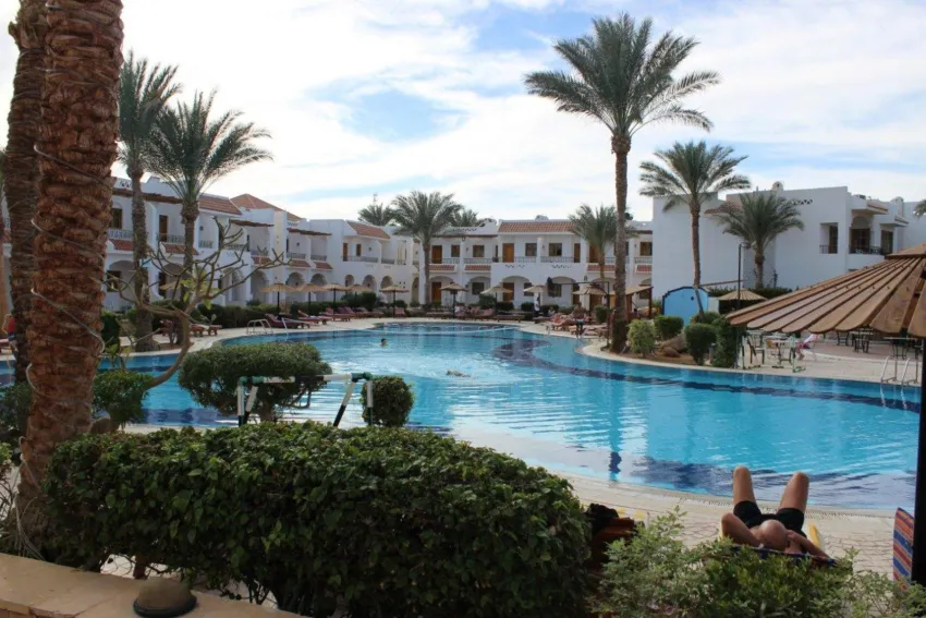 Dive Inn Resort 4*-3