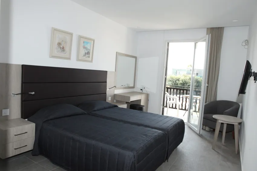 Dionysos Central Hotel 3*-1